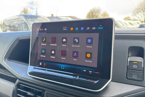 MF74OFD Volkswagen Crafter 2.0 TDI 140PS Commerce Plus High Roof Van Thumbnail #13