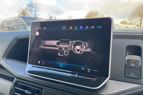 MF74OFD Volkswagen Crafter 2.0 TDI 140PS Commerce Plus High Roof Van Thumbnail #20