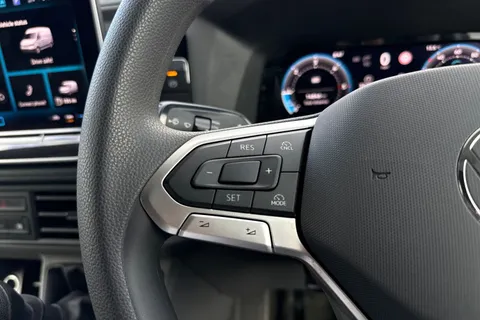 MF74OFD Volkswagen Crafter 2.0 TDI 140PS Commerce Plus High Roof Van Thumbnail #38