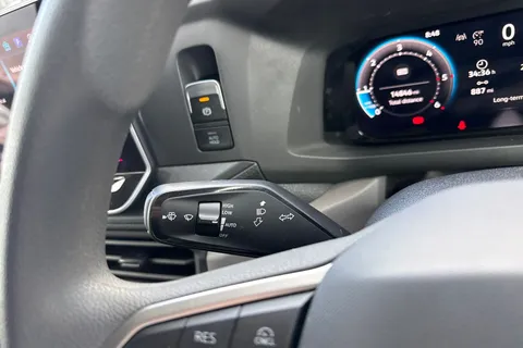 MF74OFD Volkswagen Crafter 2.0 TDI 140PS Commerce Plus High Roof Van Thumbnail #40