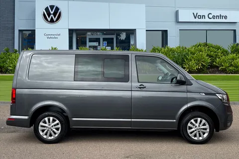 BF24HHK Volkswagen Transporter 2.0 TDI 150 Highline Kombi Van DSG-5 Seats Thumbnail #3