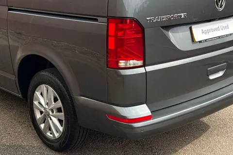 BF24HHK Volkswagen Transporter 2.0 TDI 150 Highline Kombi Van DSG-5 Seats Thumbnail #7