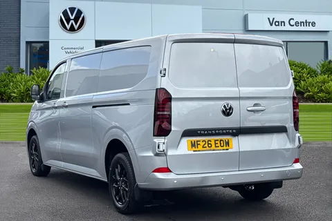 MF26EOW Volkswagen Transporter LWB 110PS MANUAL Thumbnail #3