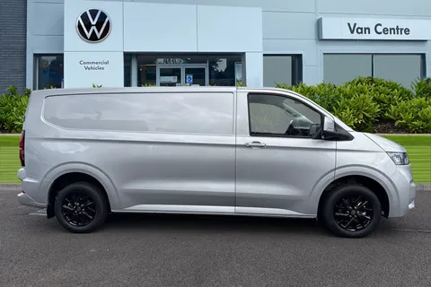 MF26EOW Volkswagen Transporter LWB 110PS MANUAL Thumbnail #4