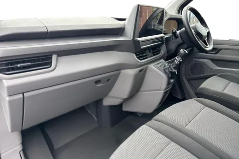 MF26EOW Volkswagen Transporter LWB 110PS MANUAL Thumbnail #9