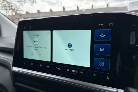 MF26ESV Volkswagen Transporter SWB 110PS MANUAL Thumbnail #12