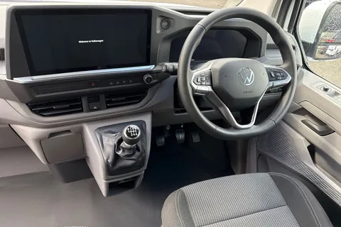 MF26ESN Volkswagen Transporter LWB 150PS MANUAL Thumbnail #13