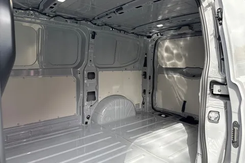 MF26EPY Volkswagen Transporter 2.0 TDI 110 Commerce Pro Van Thumbnail #14