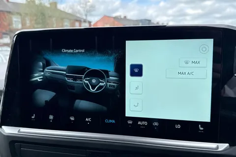 MF26EPY Volkswagen Transporter 2.0 TDI 110 Commerce Pro Van Thumbnail #19