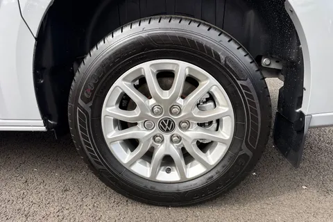 MF26EPY Volkswagen Transporter 2.0 TDI 110 Commerce Pro Van Thumbnail #23