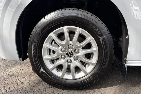 MF26EPY Volkswagen Transporter 2.0 TDI 110 Commerce Pro Van Thumbnail #24