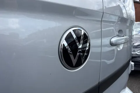 MF26EOW Volkswagen Transporter LWB 110PS MANUAL Thumbnail #30