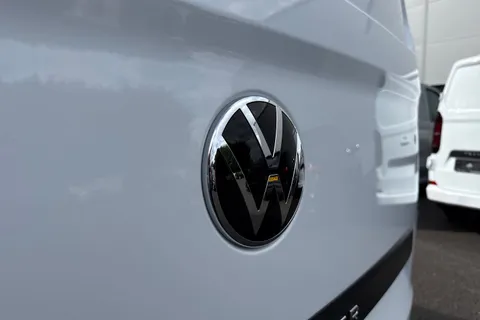 MF26ESV Volkswagen Transporter SWB 110PS MANUAL Thumbnail #29