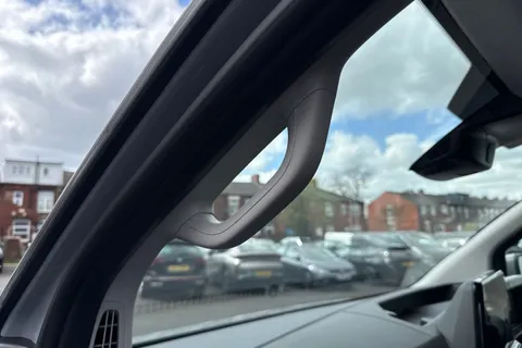 MF26EPY Volkswagen Transporter 2.0 TDI 110 Commerce Pro Van Thumbnail #31