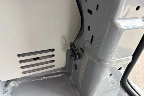 MF26EPY Volkswagen Transporter 2.0 TDI 110 Commerce Pro Van Thumbnail #32