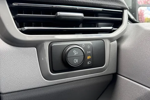 MF26EPY Volkswagen Transporter 2.0 TDI 110 Commerce Pro Van Thumbnail #35