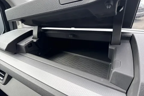 MF26EPY Volkswagen Transporter 2.0 TDI 110 Commerce Pro Van Thumbnail #47