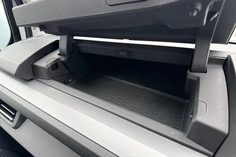 MF26ESV Volkswagen Transporter SWB 110PS MANUAL Thumbnail #49