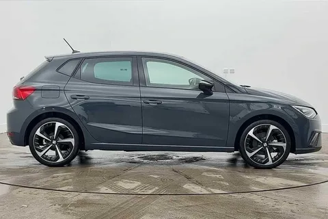 KW75TDV SEAT Ibiza 1.0 TSI 115 FR Sport 5dr **Delivery mileage** Thumbnail #4