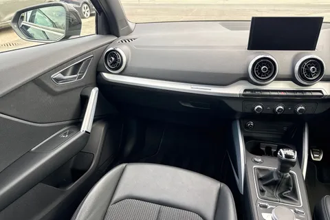PJ23OOA Audi Q2 S line 30 TFSI  110 PS 6-speed Thumbnail #21