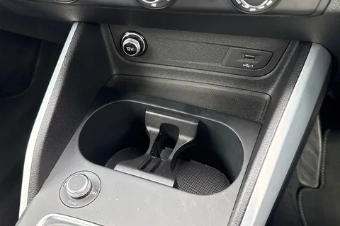 PJ23OOA Audi Q2 S line 30 TFSI  110 PS 6-speed Thumbnail #45