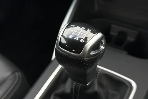 PJ23OOA Audi Q2 S line 30 TFSI  110 PS 6-speed Thumbnail #46