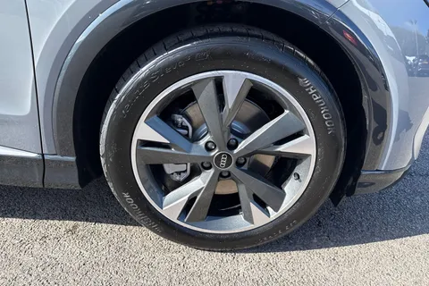 9 of 55 for Audi Q4 e-tron 40 S line Auto 5dr 82kWh