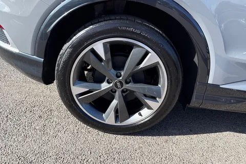 12 of 55 for Audi Q4 e-tron 40 S line Auto 5dr 82kWh