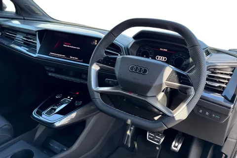 13 of 55 for Audi Q4 e-tron 40 S line Auto 5dr 82kWh