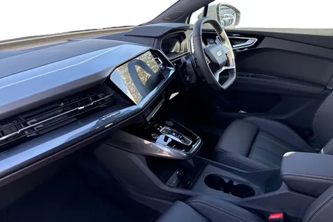 14 of 55 for Audi Q4 e-tron 40 S line Auto 5dr 82kWh