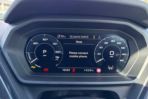 27 of 55 for Audi Q4 e-tron 40 S line Auto 5dr 82kWh