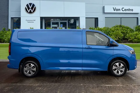BJ26SKD Volkswagen Transporter 2.0 TDI 150PS Commerce Pro Van Auto Panel Van Thumbnail #4