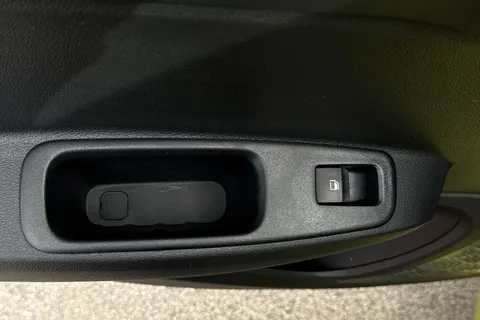 34 of 64 for Hyundai I10 1.0 SE Euro 6 5dr