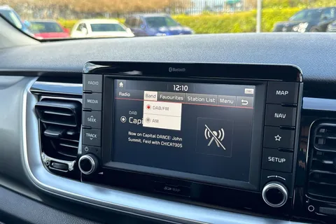 YN68YUA Kia Stonic 1.6 CRDi First Edition Euro 6 (s/s) 5dr Thumbnail #42