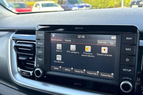 YN68YUA Kia Stonic 1.6 CRDi First Edition Euro 6 (s/s) 5dr Thumbnail #46