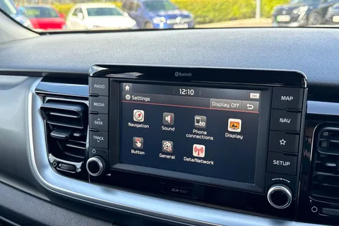 YN68YUA Kia Stonic 1.6 CRDi First Edition Euro 6 (s/s) 5dr Thumbnail #49