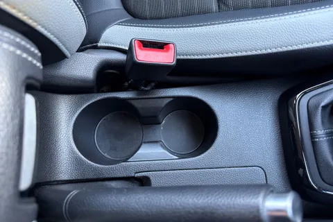 YN68YUA Kia Stonic 1.6 CRDi First Edition Euro 6 (s/s) 5dr Thumbnail #56