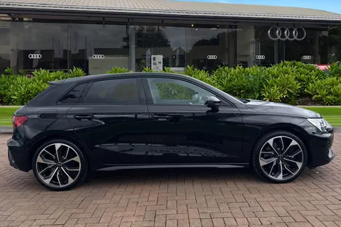 KR75GFX Audi S3 Black Edition TFSI  333 PS S tronic Thumbnail #4
