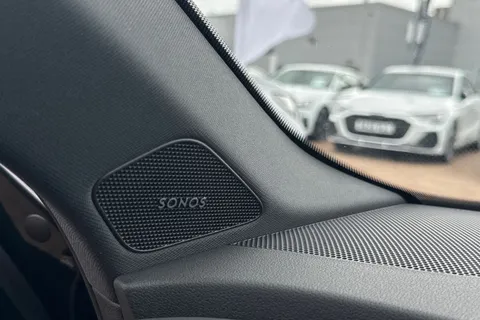 KR75GFX Audi S3 Black Edition TFSI  333 PS S tronic Thumbnail #36