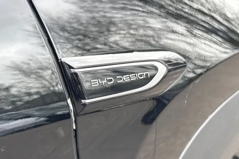 LF25MSM BYD Sealion 7 82.5kWh Design Auto AWD 5dr Thumbnail #32