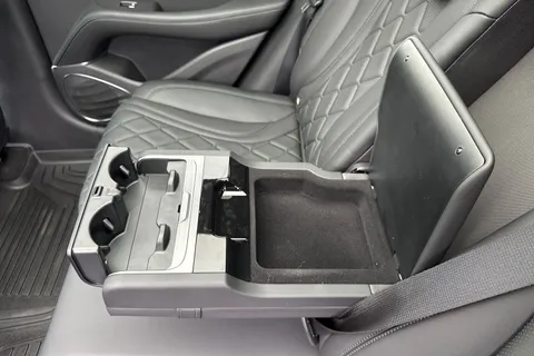 LF25MSM BYD Sealion 7 82.5kWh Design Auto AWD 5dr Thumbnail #45