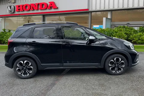 3 of 50 for Honda Jazz 1.5 h i-MMD Crosstar EX eCVT Euro 6 (s/s) 5dr