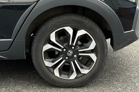 14 of 50 for Honda Jazz 1.5 h i-MMD Crosstar EX eCVT Euro 6 (s/s) 5dr