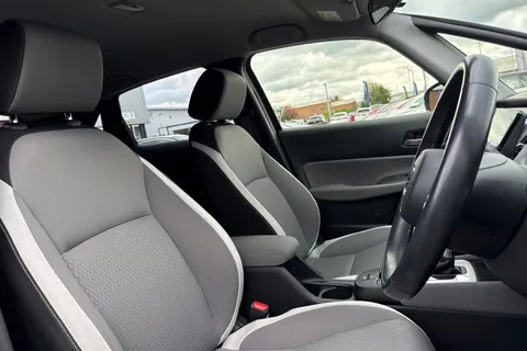 24 of 50 for Honda Jazz 1.5 h i-MMD Crosstar EX eCVT Euro 6 (s/s) 5dr