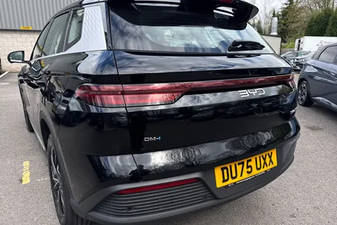 DU75UXX BYD Sealion 5 1.5 18.3kWh Design SUV 5dr Petrol Plug-in Hybrid CVT Auto Euro 6 (s/s) (212 ps) Thumbnail #16