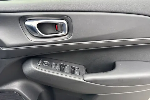 LS23XWC Honda HR-V 1.5 eHEV Elegance 5dr CVT Thumbnail #24