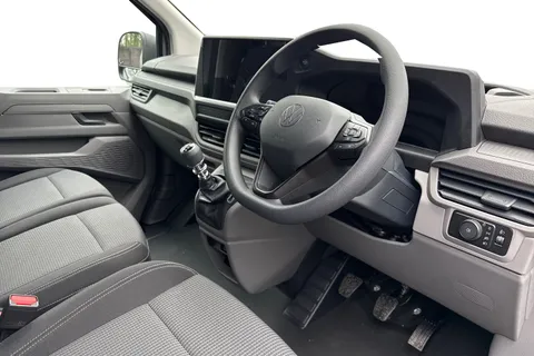 PK26AFY Volkswagen Transporter 2.0 TDI 110 Commerce Van Thumbnail #14