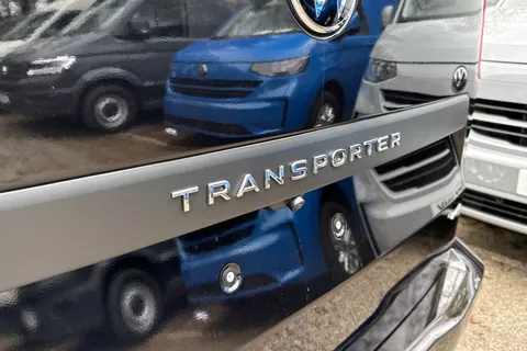 PK26TZS Volkswagen Transporter 2.0 TDI 150 Commerce Pro Kombi Van 4MOTION Auto Thumbnail #31