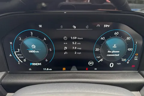 PK26TZS Volkswagen Transporter 2.0 TDI 150 Commerce Pro Kombi Van 4MOTION Auto Thumbnail #46