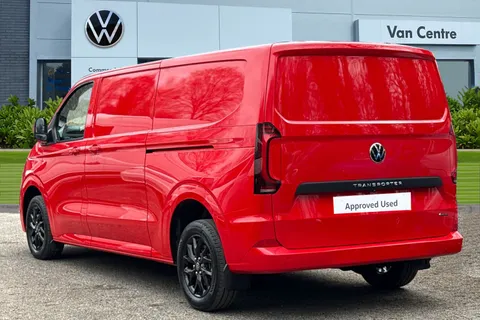 PK26UEB Volkswagen Transporter 2.0 TDI 150 Commerce Pro Van 4MOTION Auto Thumbnail #3